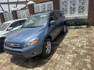 Toyota RAV4 V6 2006 Blue