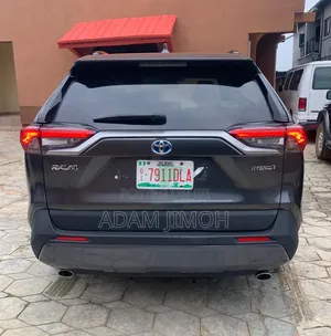Toyota RAV4 2023 Green