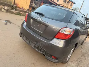 Toyota Matrix S Hatchback FWD (2.4L 4cyl 5A) 2013 Gray