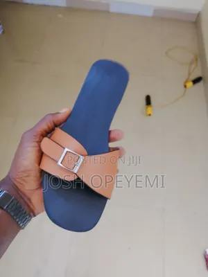 Female Buckle Slippers