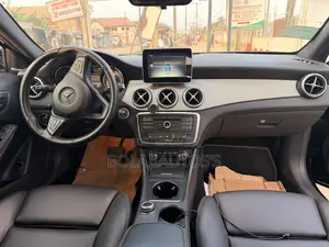 Mercedes-Benz GLA 250 2017 Black