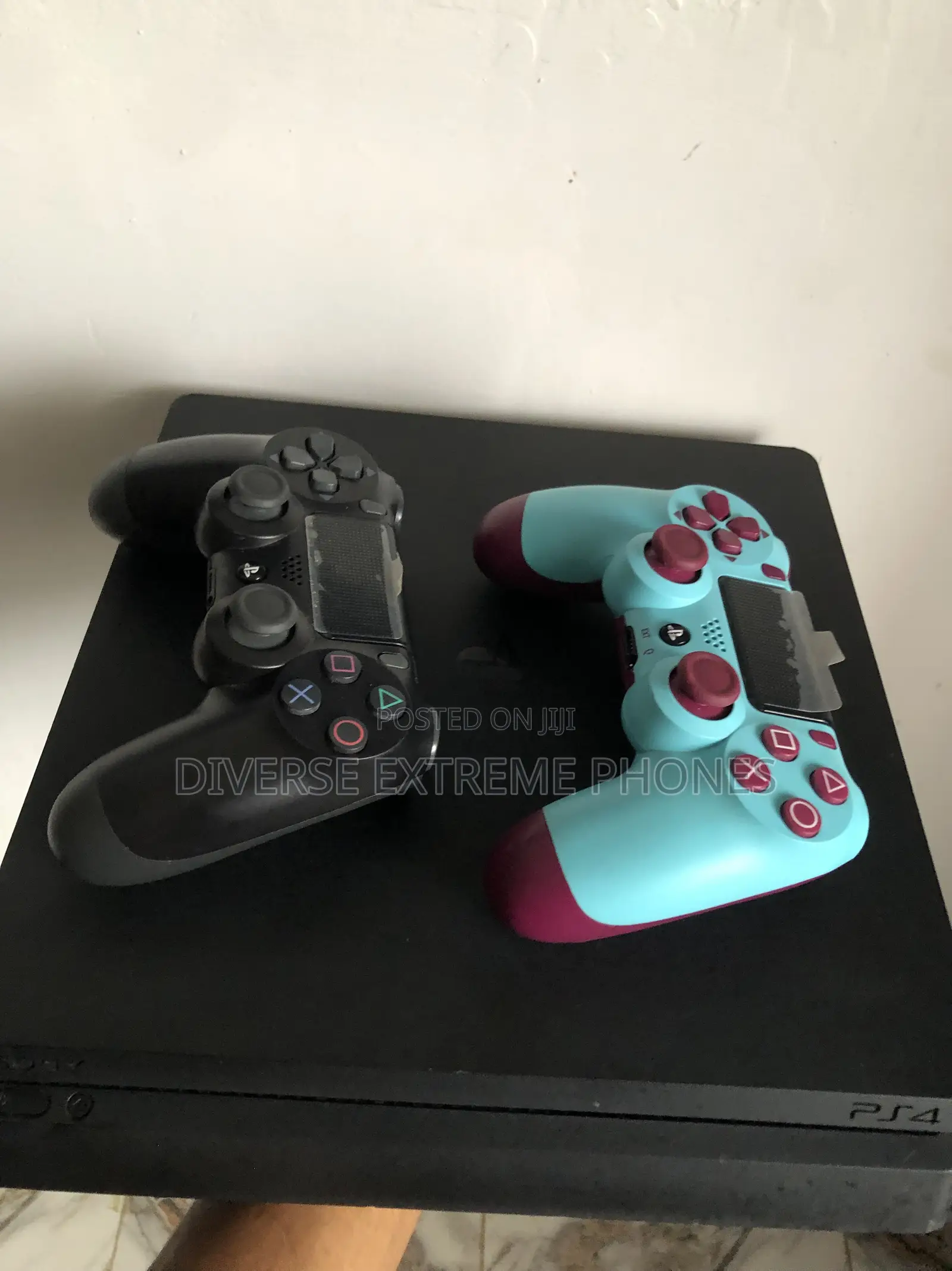 Ps4 Slim + 2 Controller + Game Pack