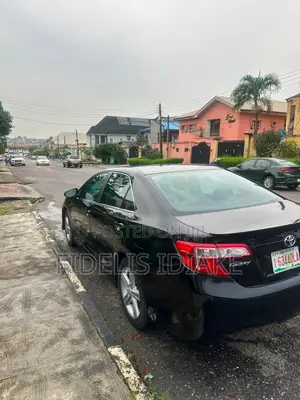 Toyota Camry SE 4dr Sedan (2.5L 4cyl 6A) 2013 Black