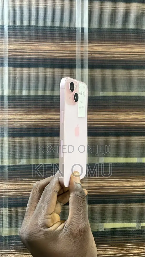 Apple iPhone 15 128 GB Pink