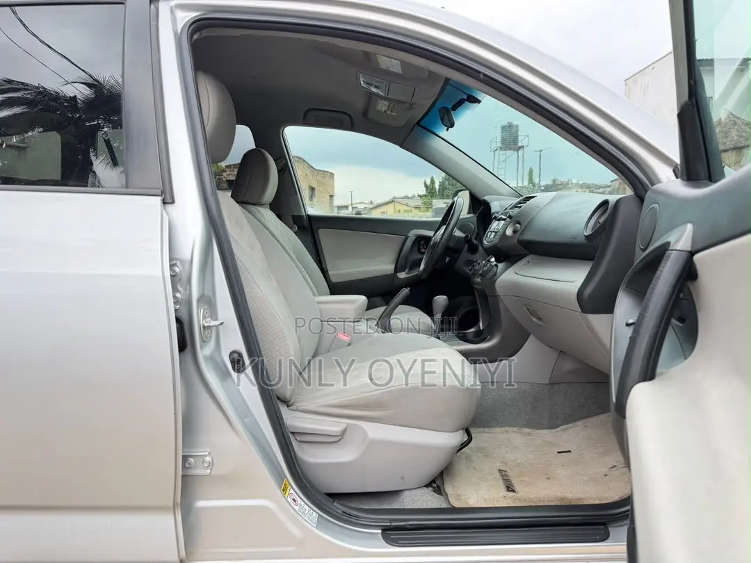 Toyota RAV4 2.5 4x4 2011 Silver