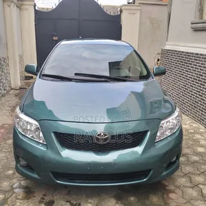 Toyota Corolla 2009 Green