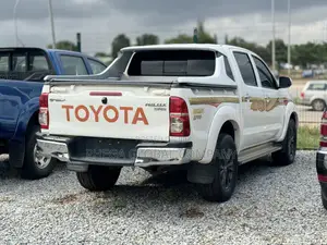 Toyota Hilux 2012 White