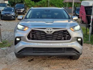 Toyota Highlander 2020 Silver