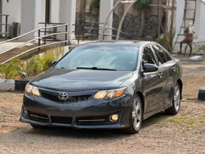 Toyota Camry 2014 Gray