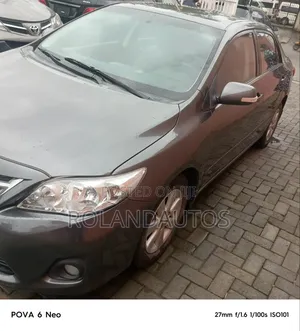 Toyota Corolla 2011 Gray