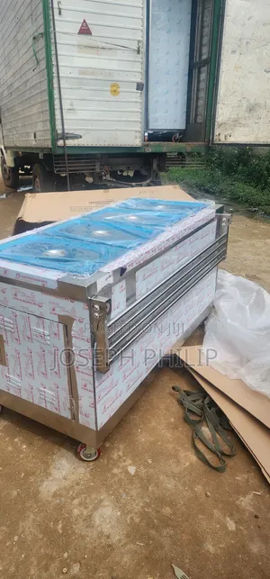 Food Warmer With Hot Cupboard
