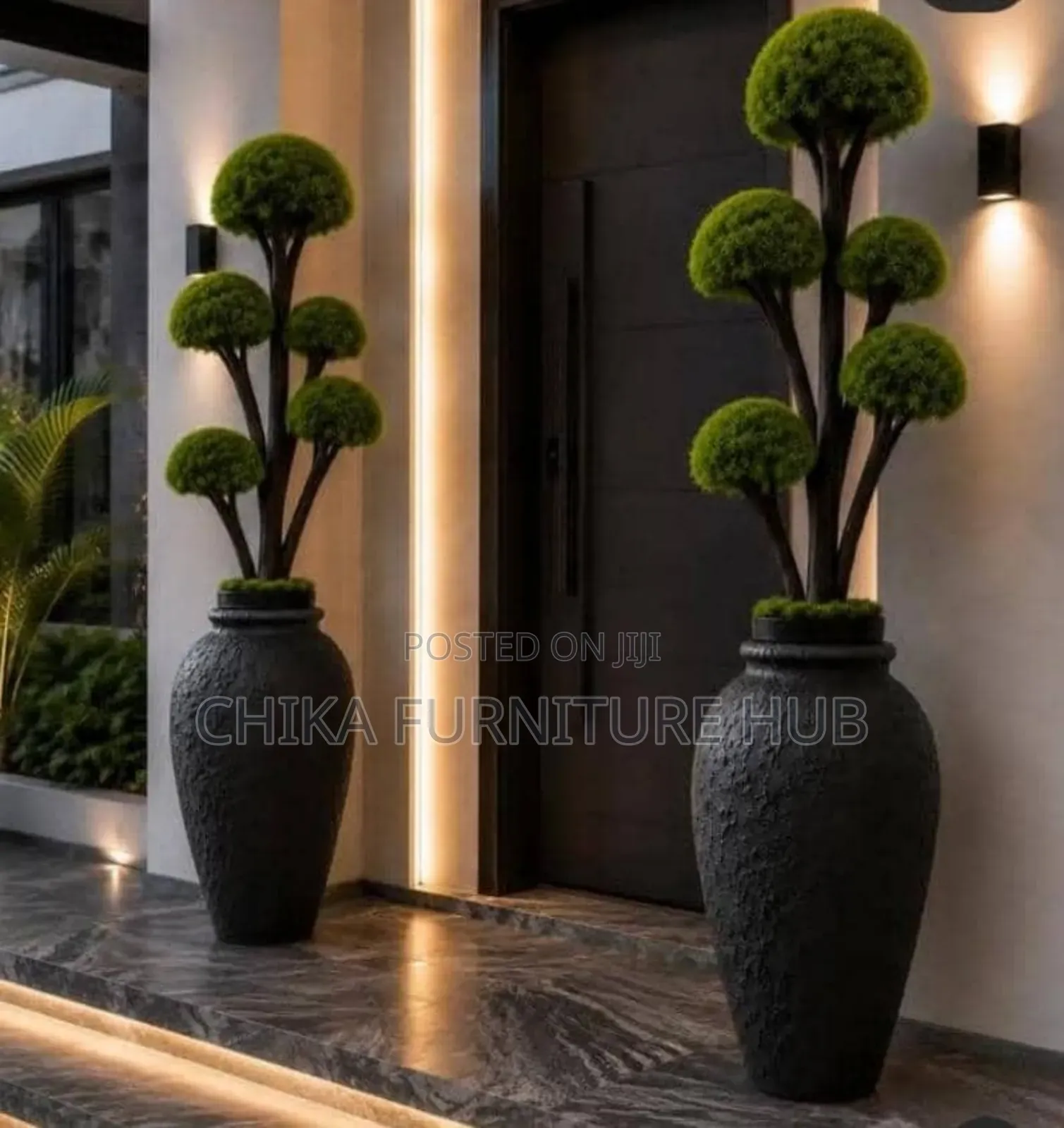 Quality Fibre Pot Wit Flower
