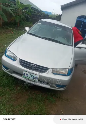 Toyota Corolla 2002 Silver