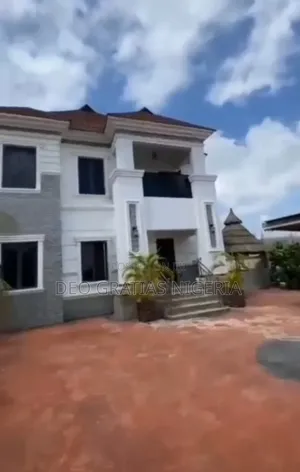 4bdrm Duplex in Estate, FHA for sale