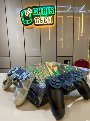 Sony PlayStation 4