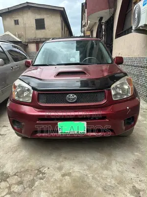 Toyota RAV4 Automatic 2004 Red