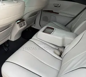 Toyota Venza 2012 Brown