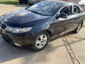 Kia Cerato 2010 Black