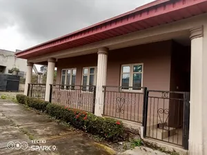 4bdrm Bungalow in Wisdom Estate, Ibadan for sale