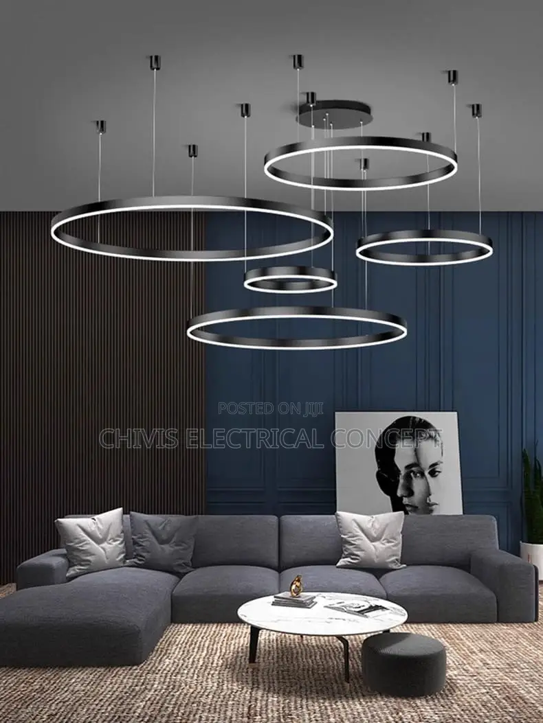 Luxury Sleek Round Ring Class Design Chandelier