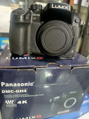 Panasonic Lumix GH4 Body