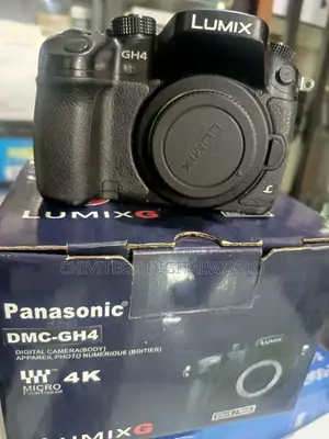 Panasonic Lumix GH4 Body