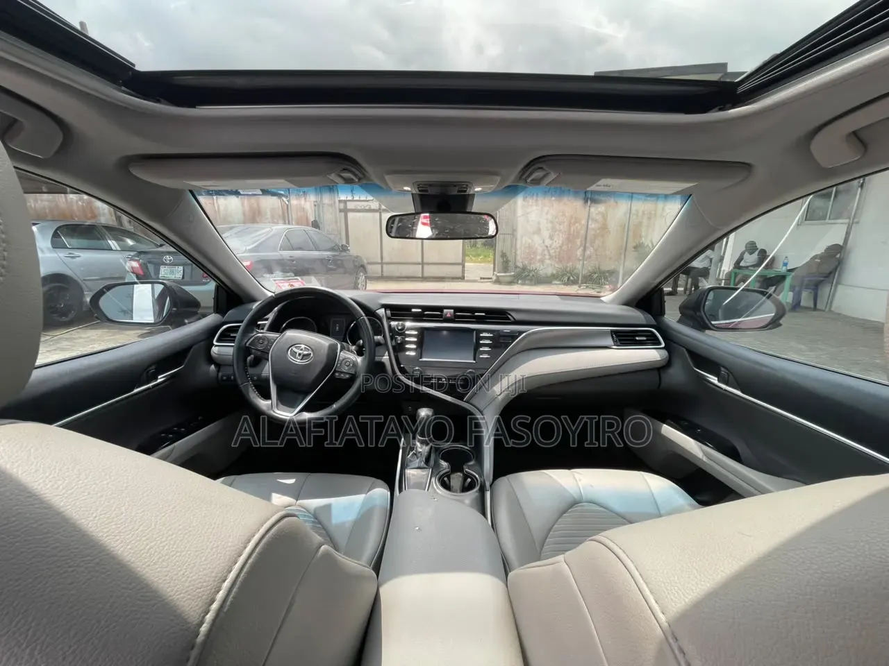 Toyota Camry 2018 Burgundy