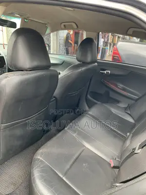 Toyota Corolla 2012 Gray