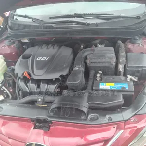 Hyundai Sonata 2011 Red