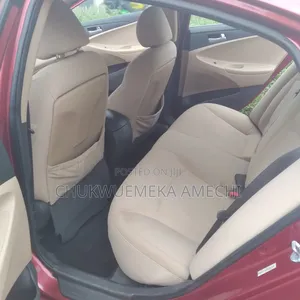 Hyundai Sonata 2011 Red