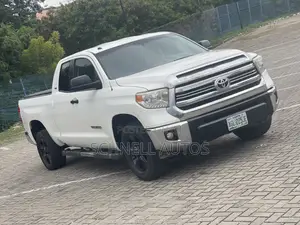 Toyota Tundra 2016 White
