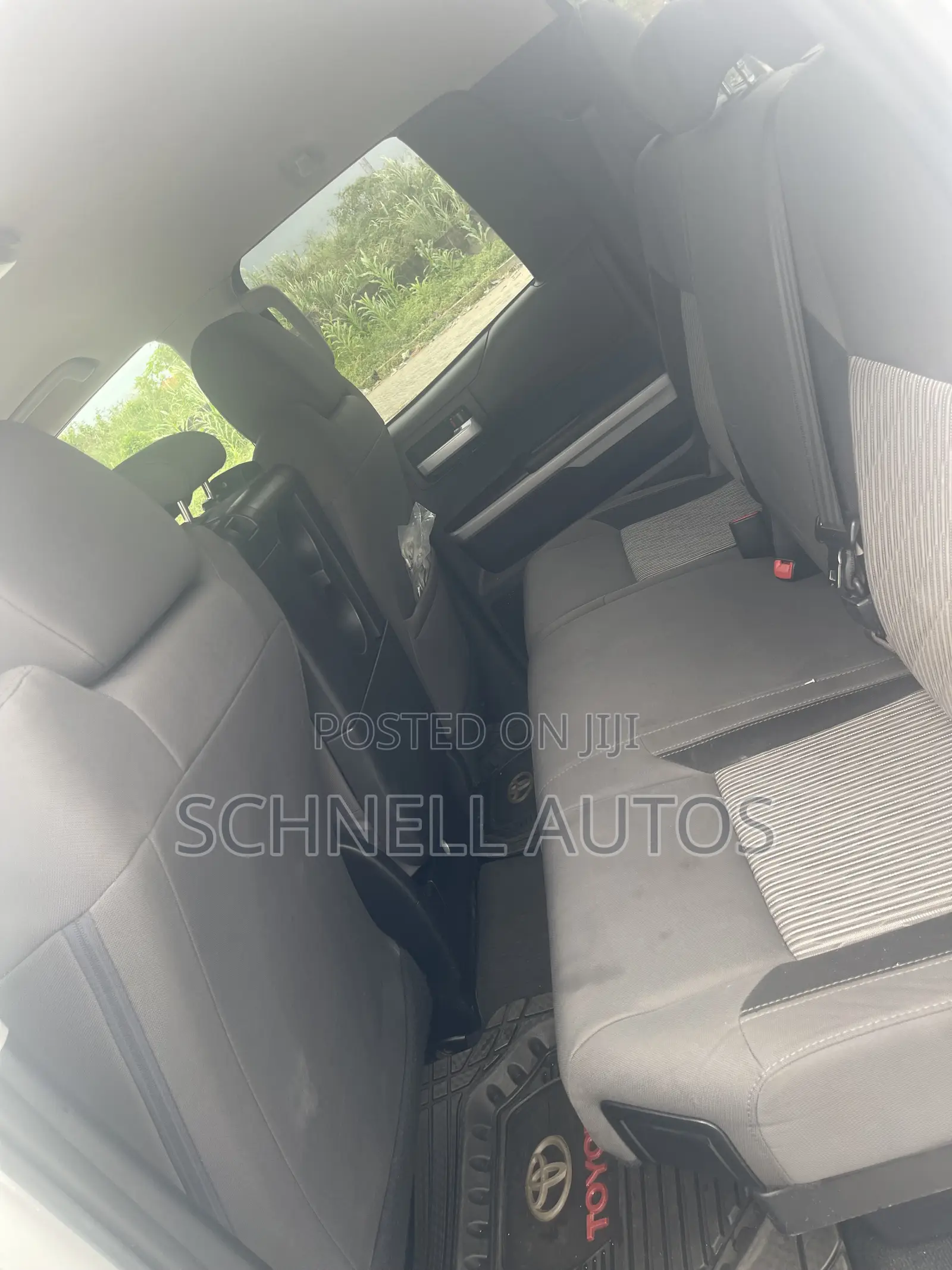 Toyota Tundra 2016 White