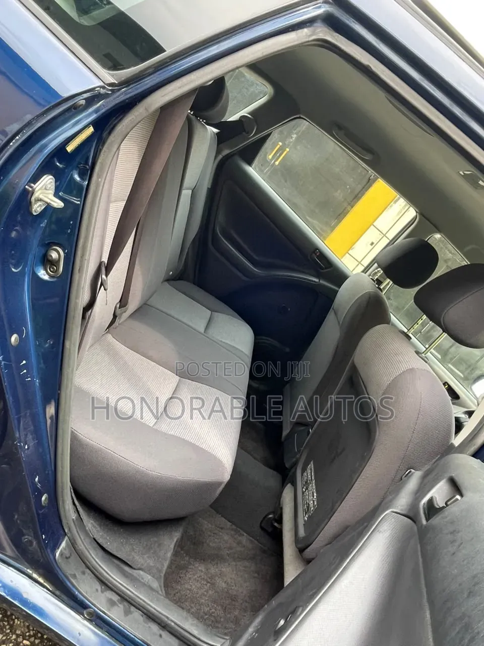 Pontiac Vibe 2005 Blue