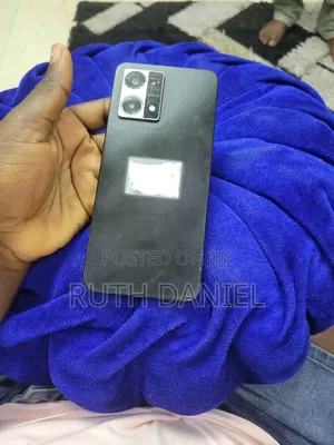 Oppo Reno 256 GB Gray