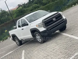 Toyota Tundra 2017 White