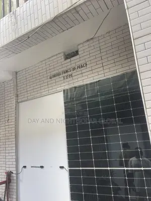 Clean Tukumbo 600watts Original Jinko Solar Panel