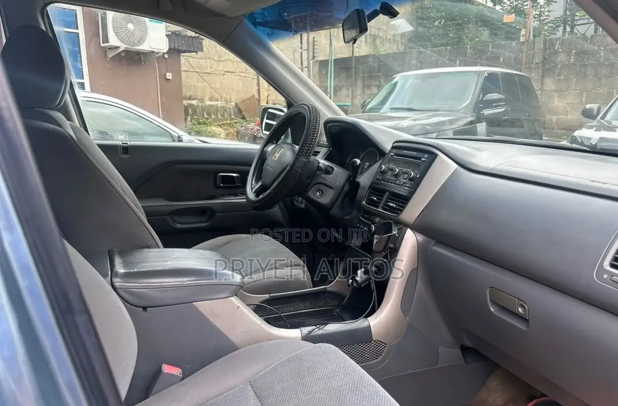 Honda Pilot 2006 Blue