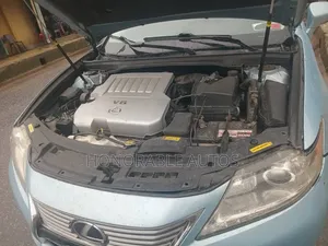 Lexus ES 2014 Blue