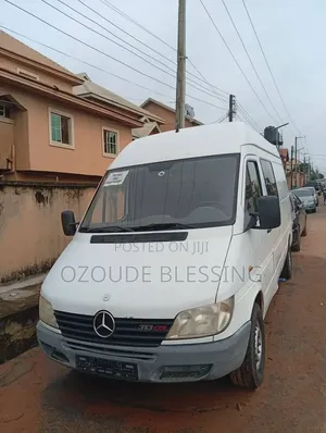 Mercedes-Benz Sprinter 2006 White