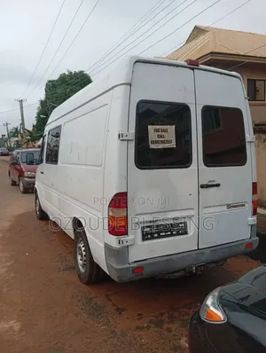 Mercedes-Benz Sprinter 2006 White