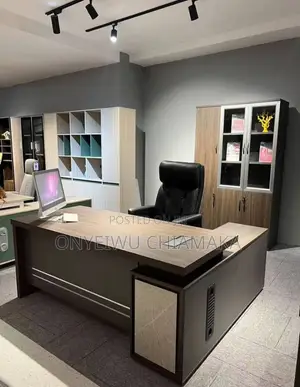 Modern L-Shaped Executive Office Desk With Chair