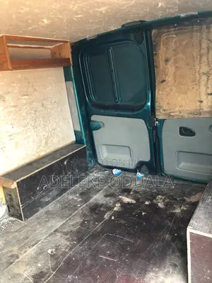 Nissan Vanette 2009 Green