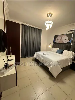 Luxury 3 Bedroom Apartment (Timber)