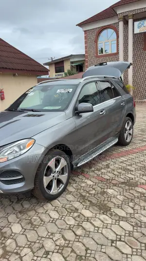 Mercedes-Benz GLE-Class GLE 350 2017