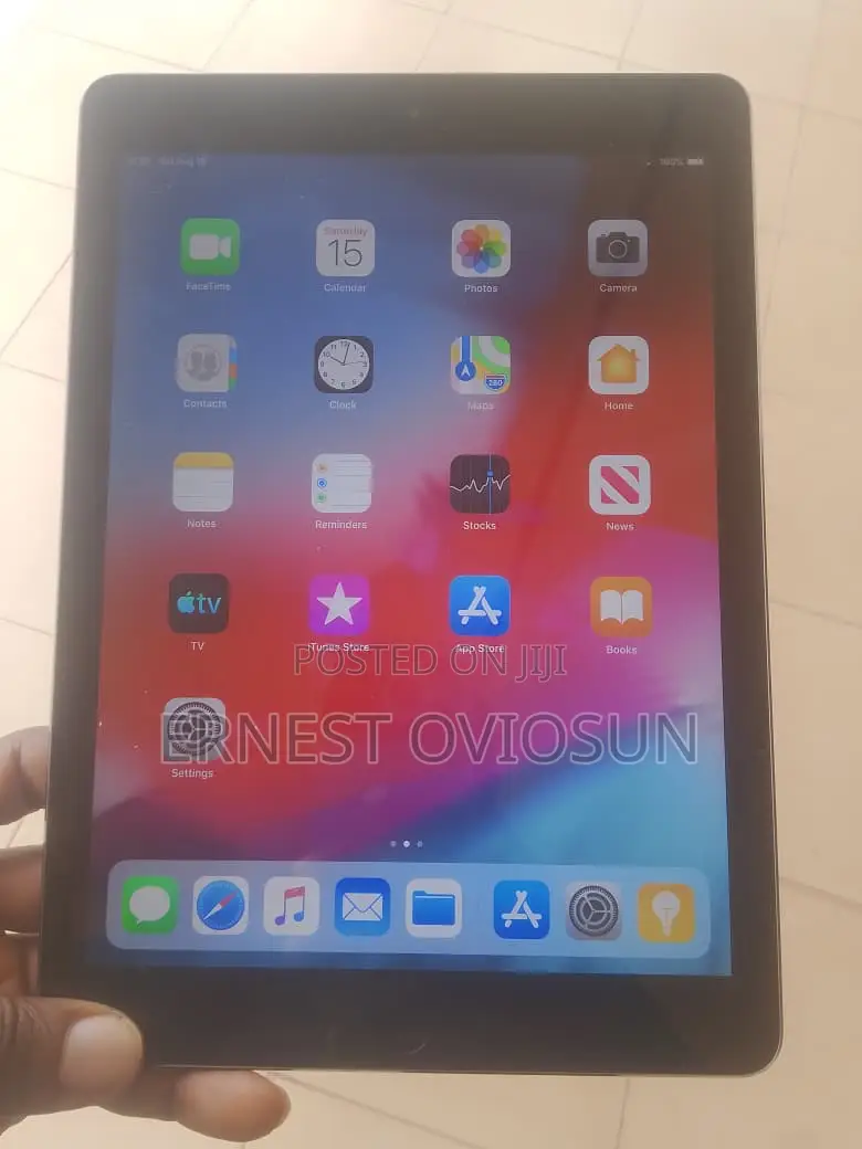 Apple iPad Air 32 GB Black