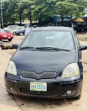Toyota Yaris 2005 Black