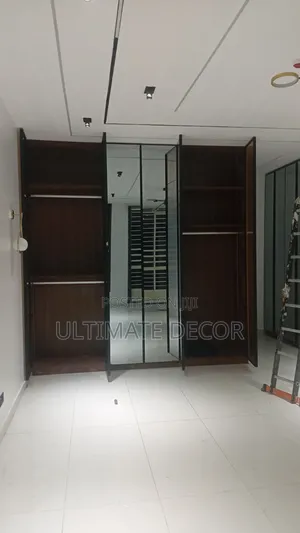Profile Glass Wardrobe