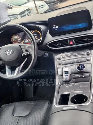 Hyundai Santa Fe 2022 Red