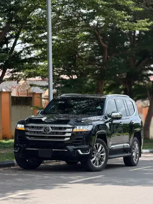Toyota Land Cruiser 2023 Black