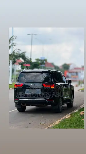 Toyota Land Cruiser 2023 Black